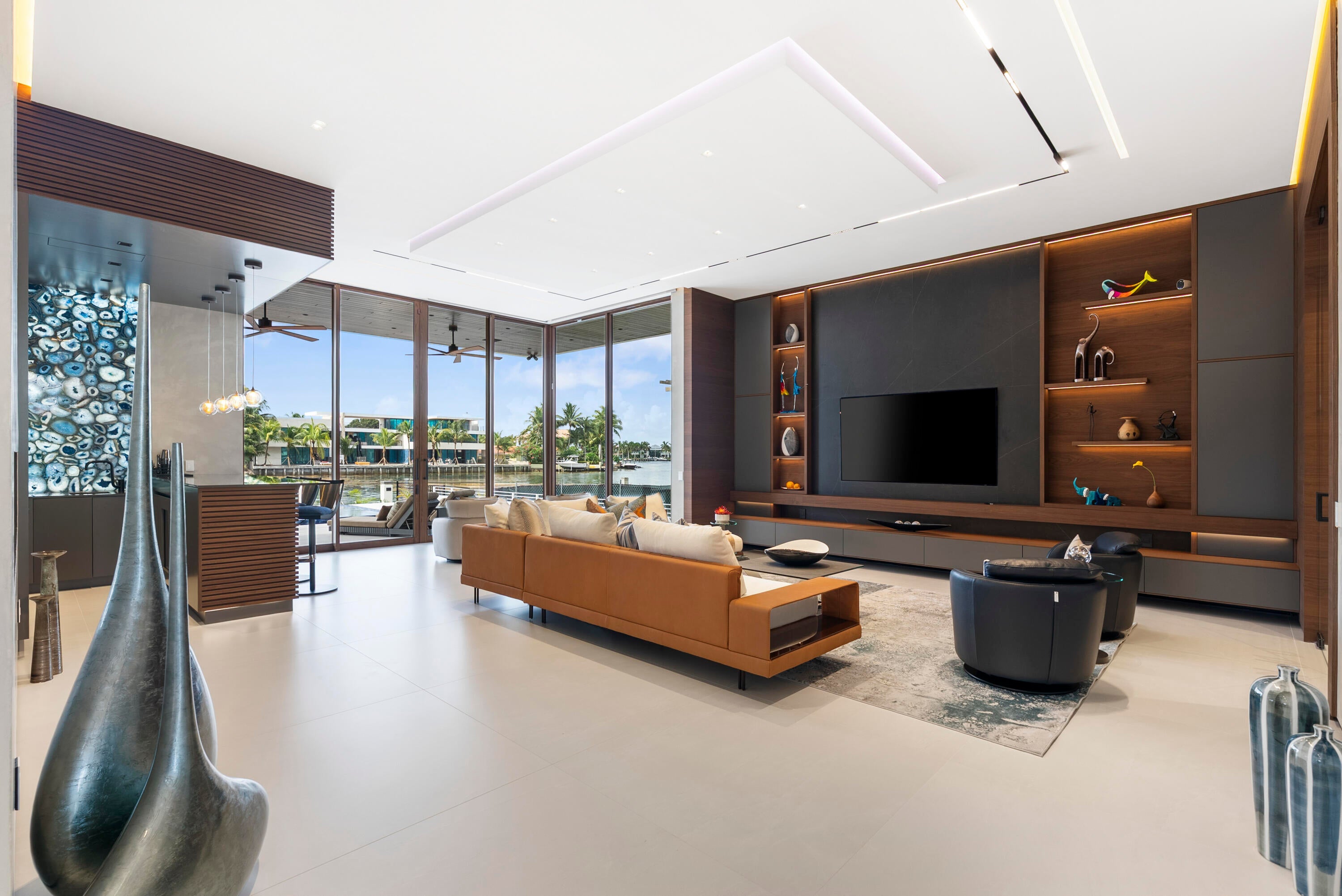 Unparalleled luxury new construction on 100 of prime Intracoastal fron – image 14