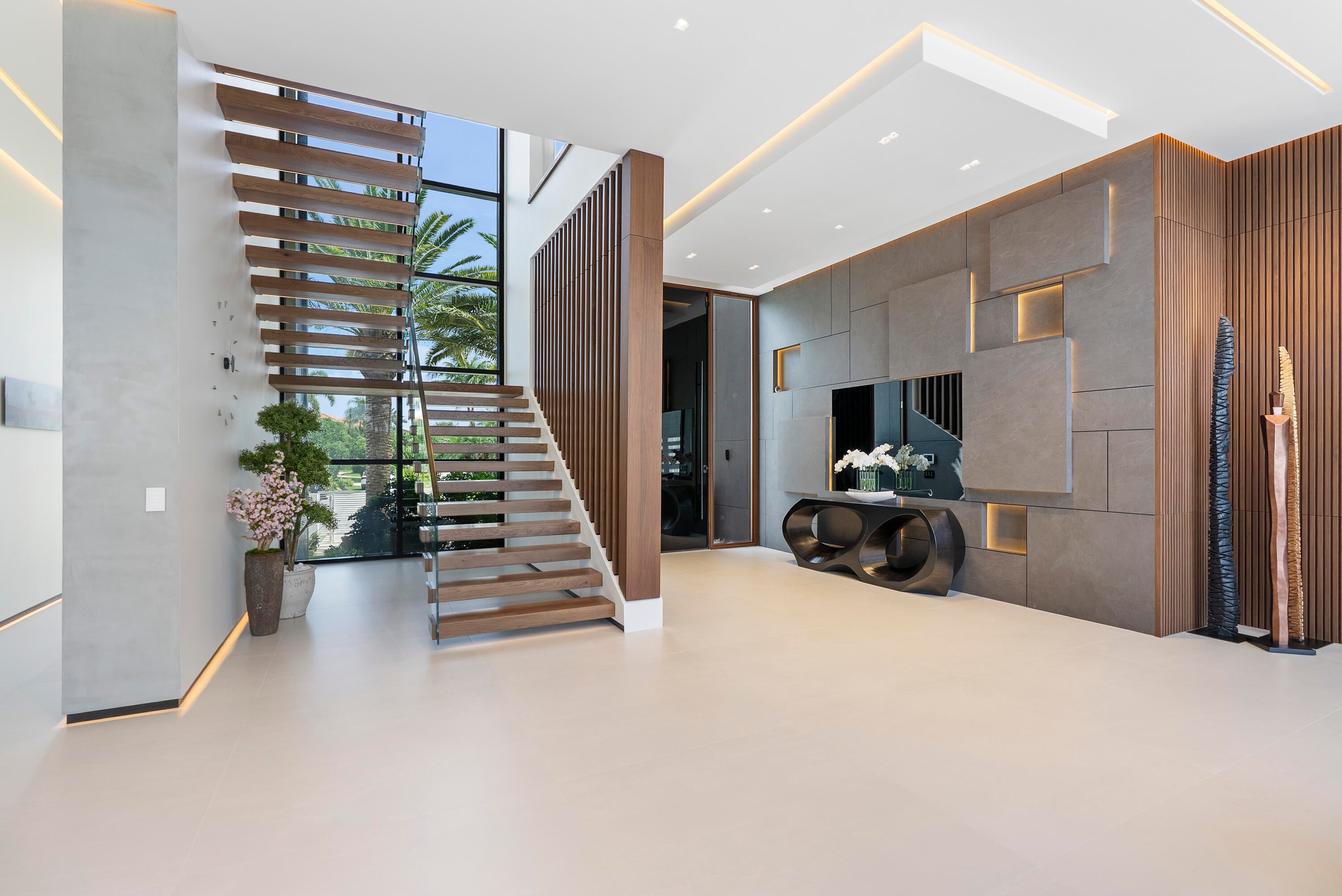 Unparalleled luxury new construction on 100 of prime Intracoastal fron – image 7
