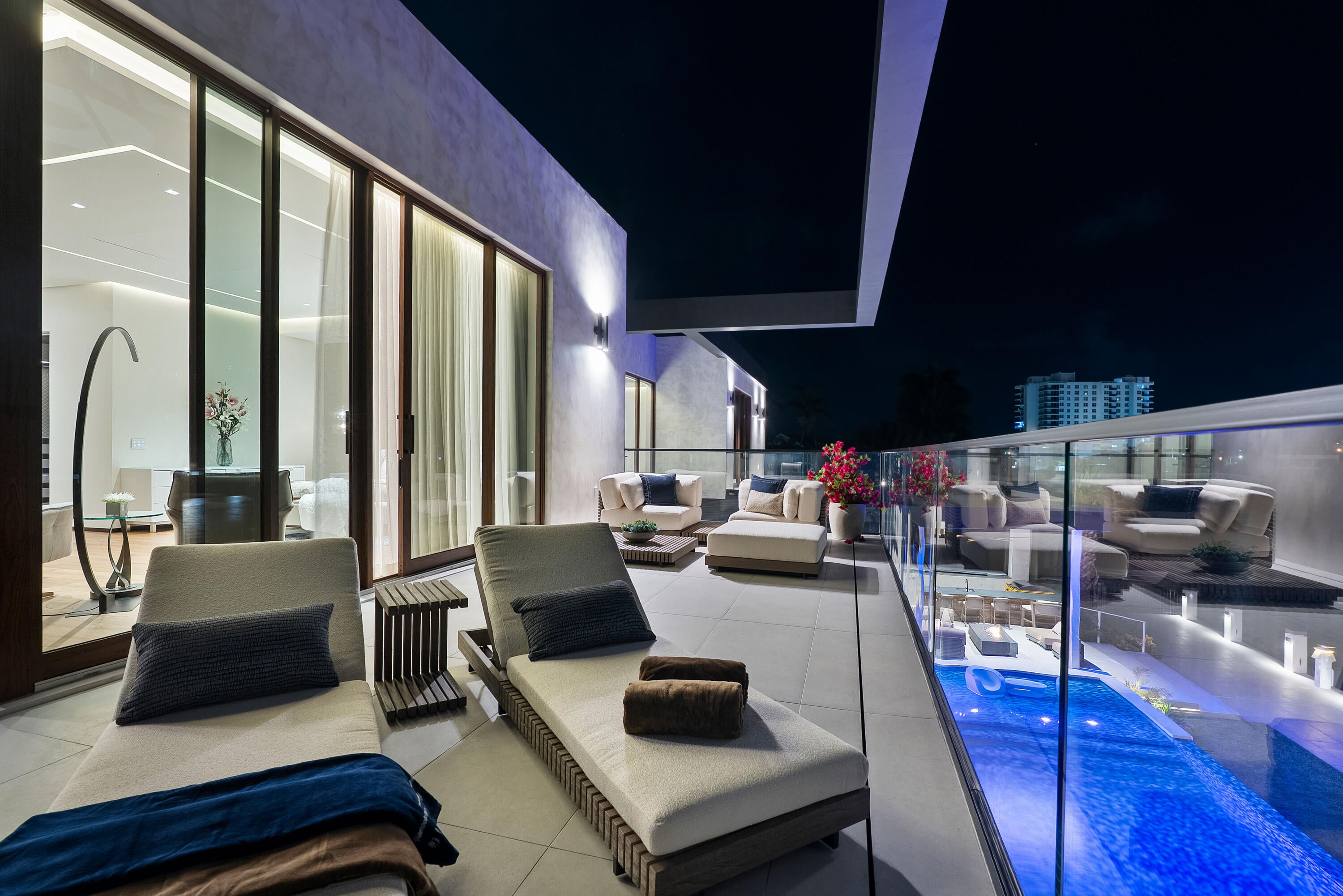 Unparalleled luxury new construction on 100 of prime Intracoastal fron – image 45