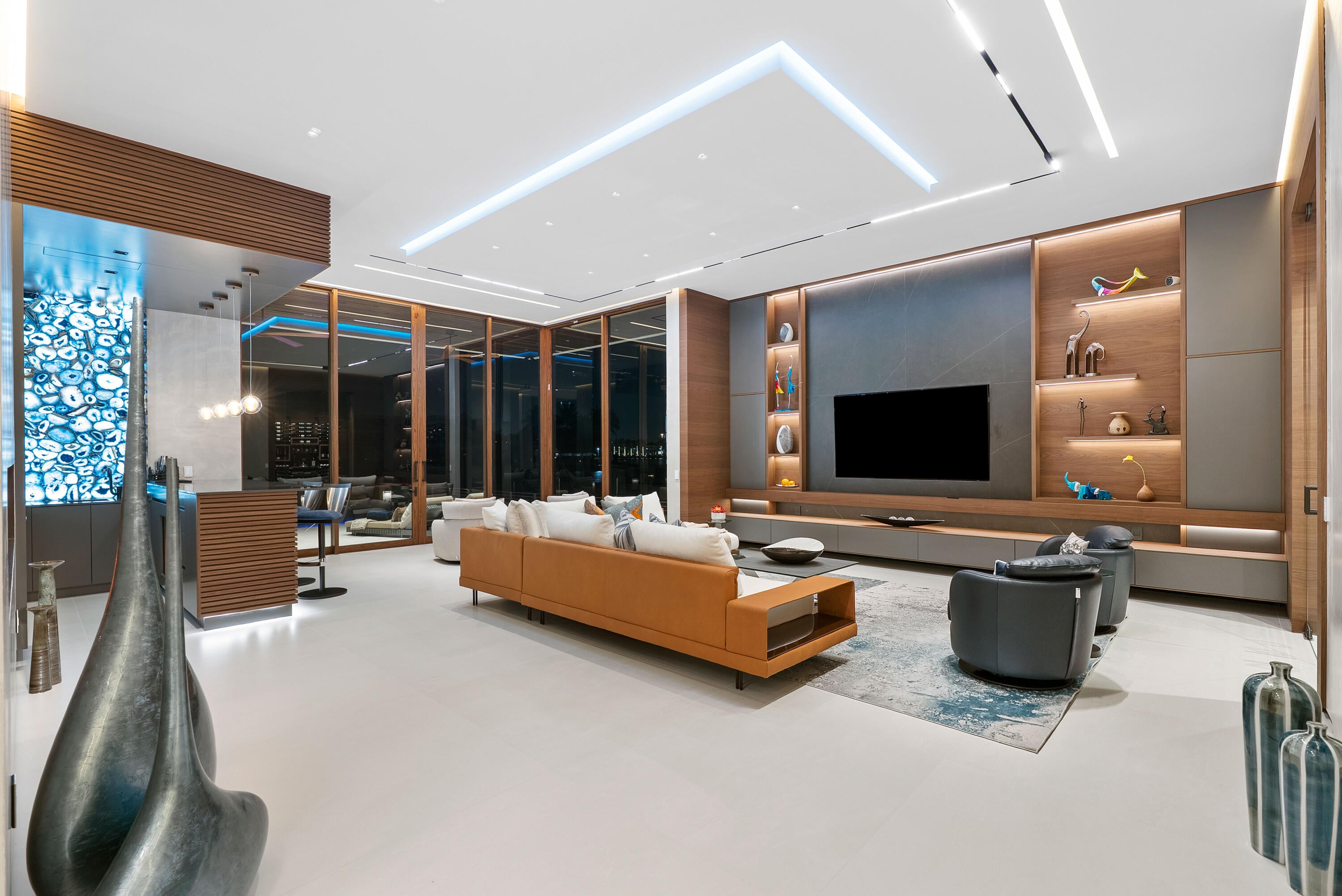 Unparalleled luxury new construction on 100 of prime Intracoastal fron – image 13