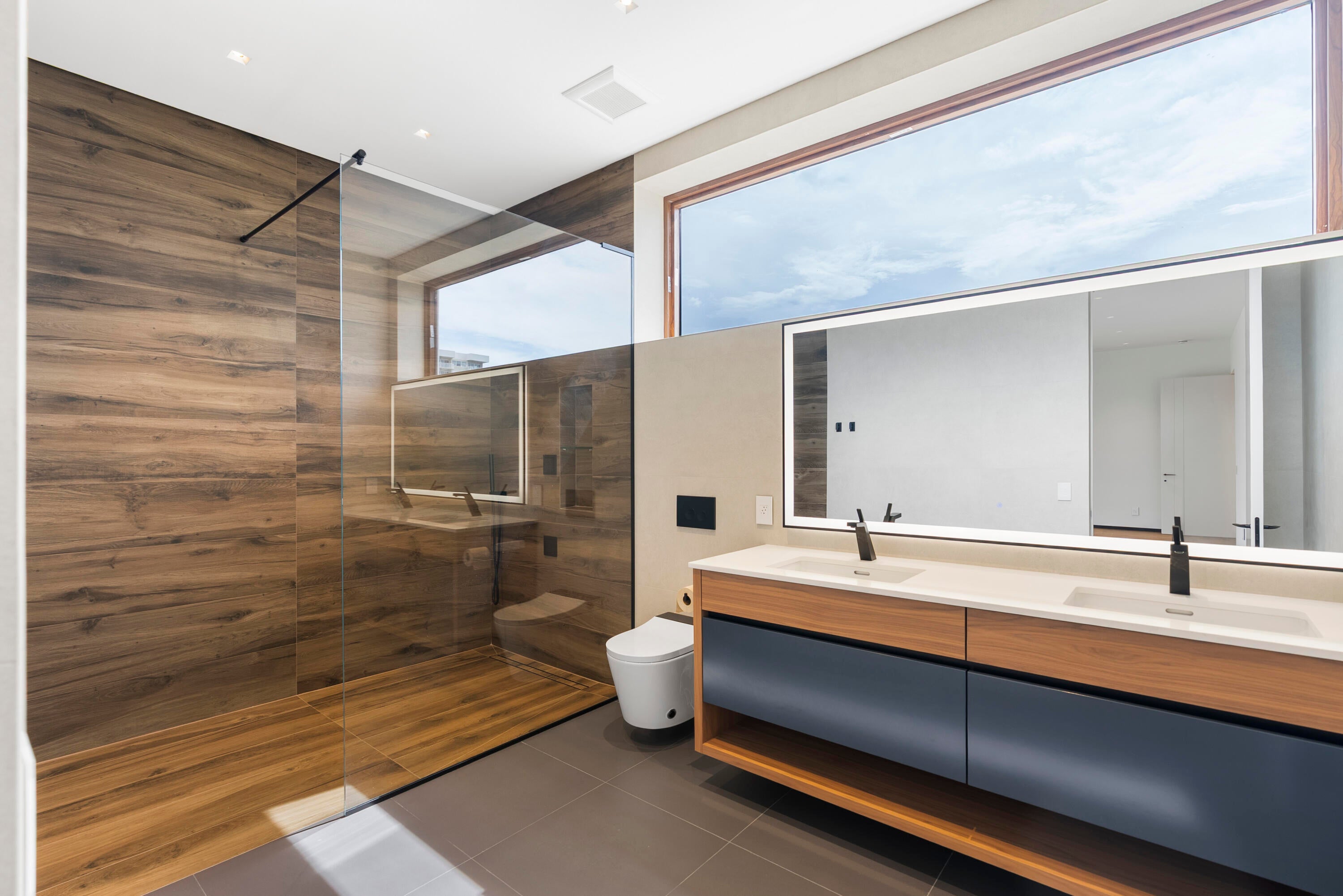 Unparalleled luxury new construction on 100 of prime Intracoastal fron – image 61