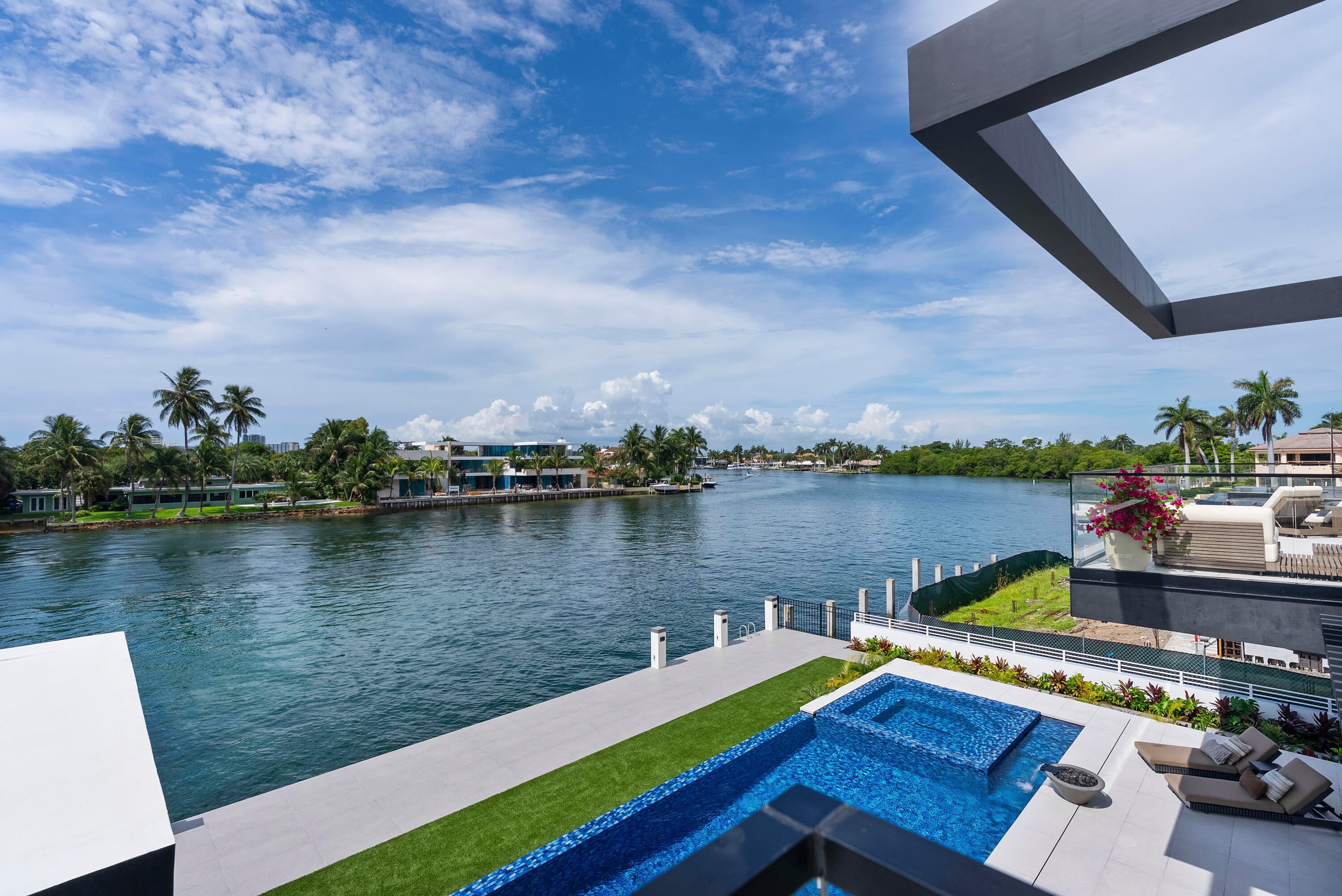 Unparalleled luxury new construction on 100 of prime Intracoastal fron – image 68