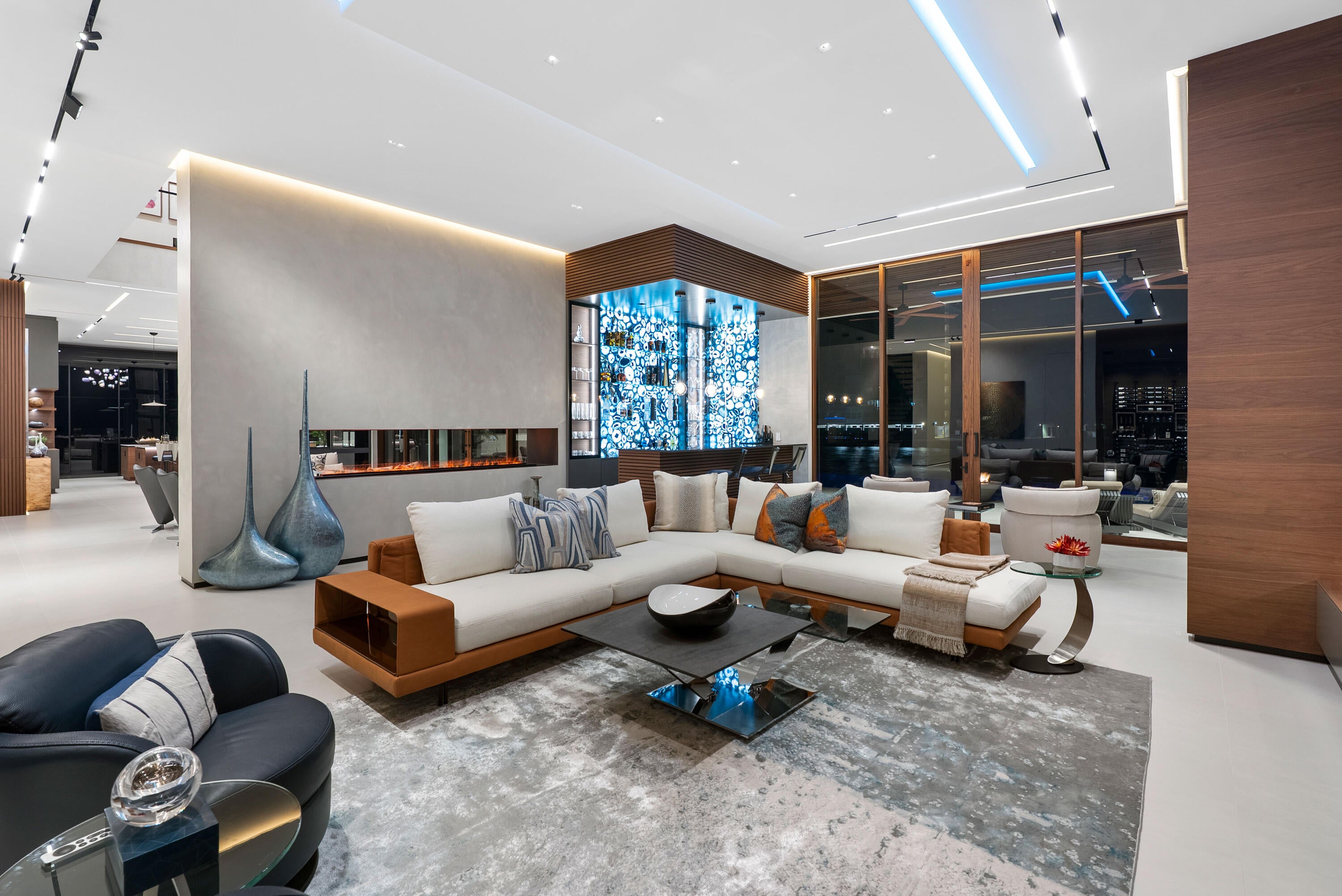 Unparalleled luxury new construction on 100 of prime Intracoastal fron – image 11