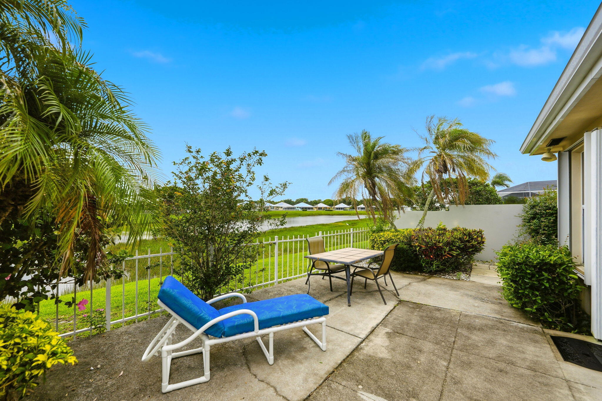 THE MEADOWS AT MARTIN DOWNS - Residential