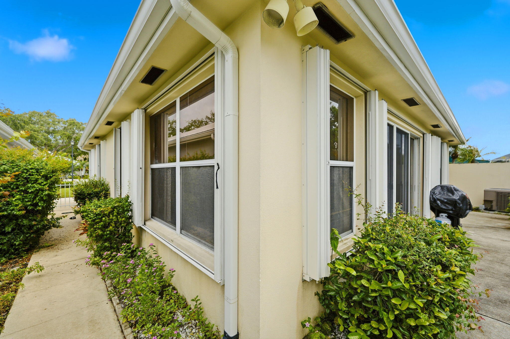 THE MEADOWS AT MARTIN DOWNS - Residential