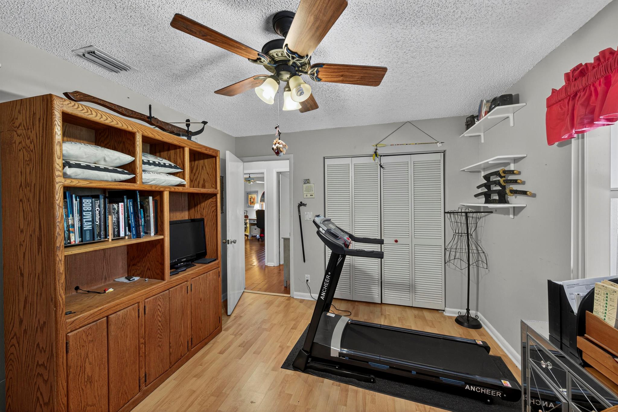 PINE TREE ESTATES - Residential