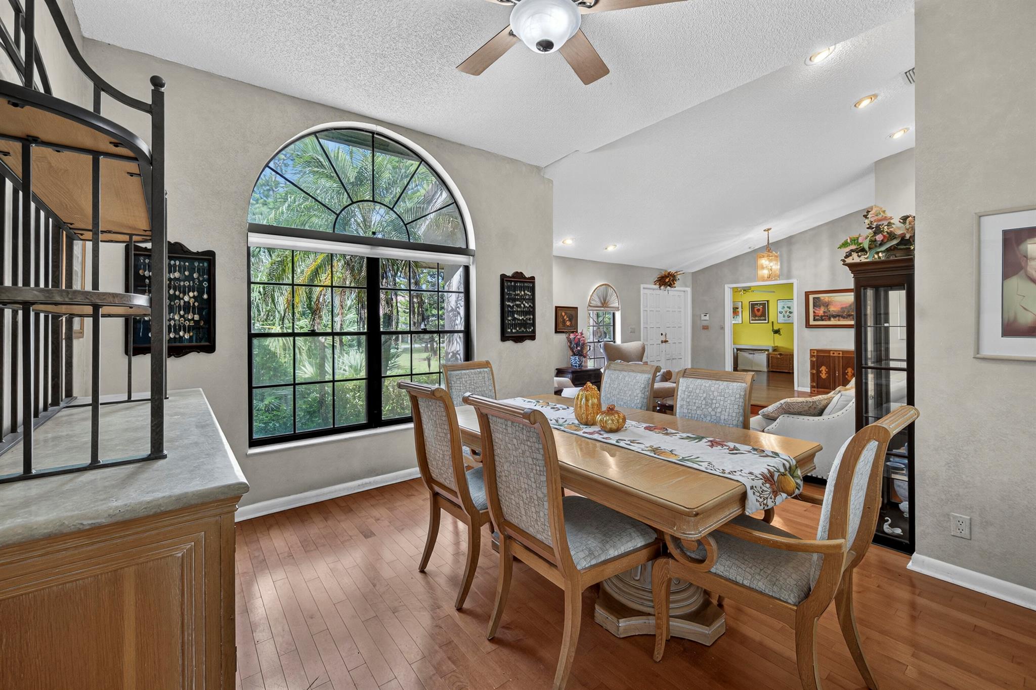 PINE TREE ESTATES - Residential