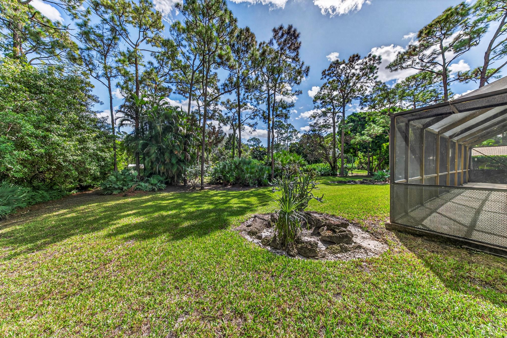 PINE TREE ESTATES - Residential