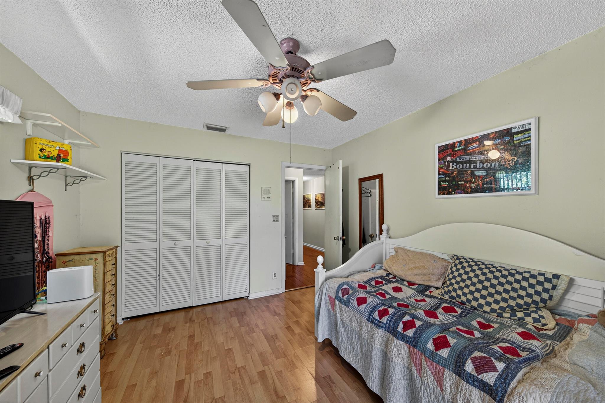 PINE TREE ESTATES - Residential