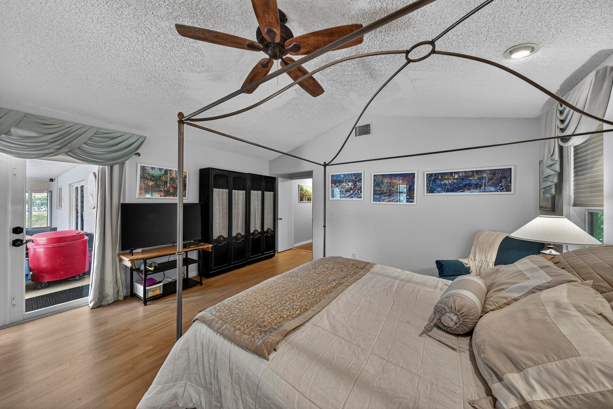 PINE TREE ESTATES - Residential