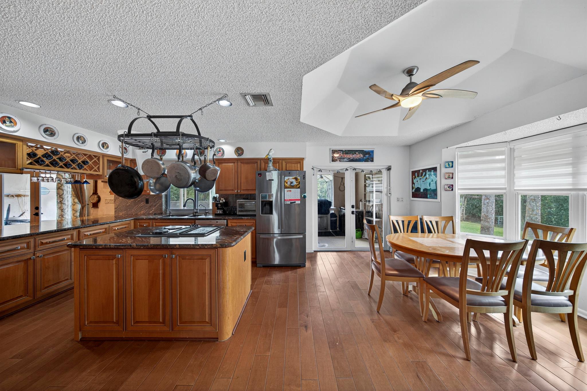 PINE TREE ESTATES - Residential