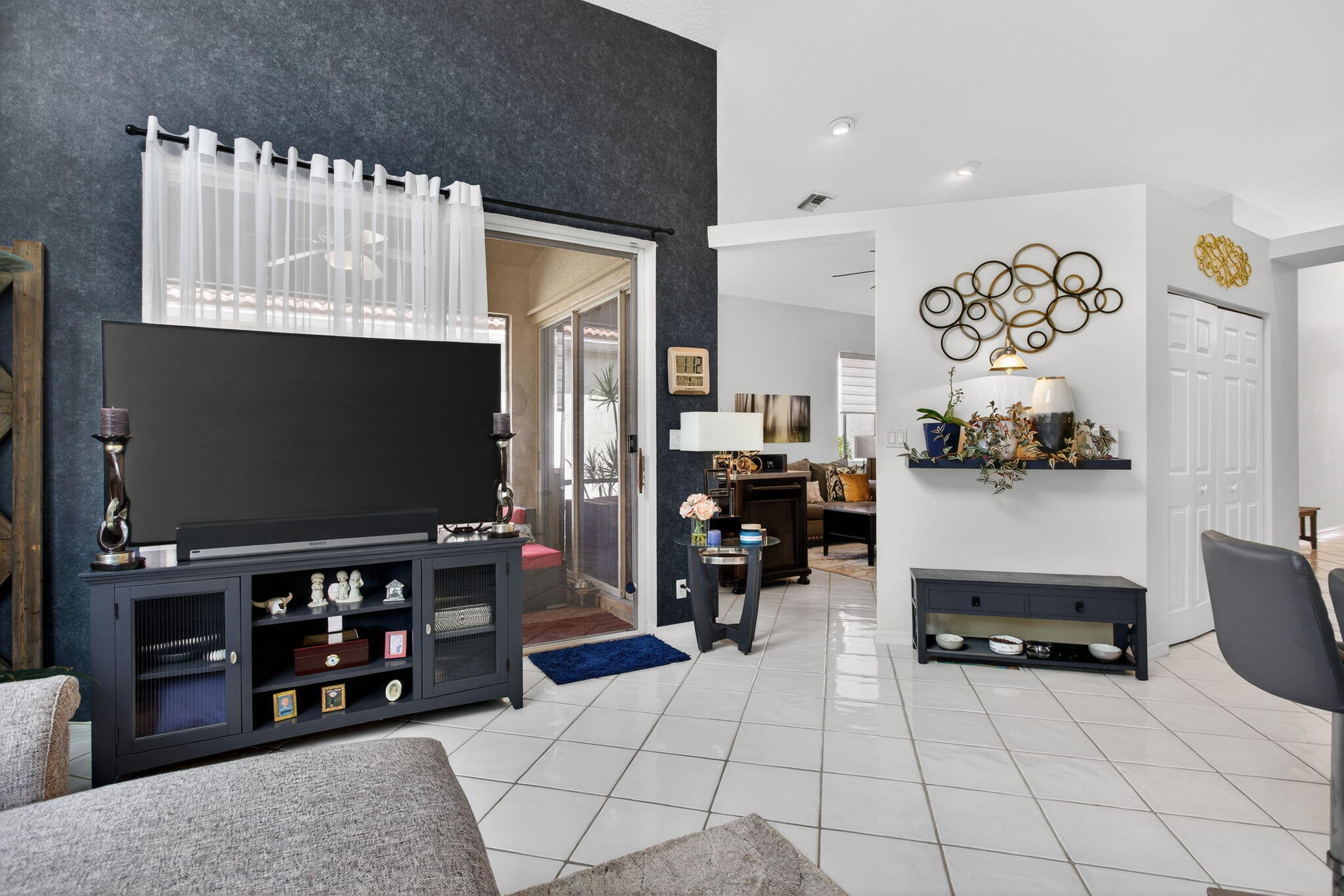 NORTH SPRINGS - Residential