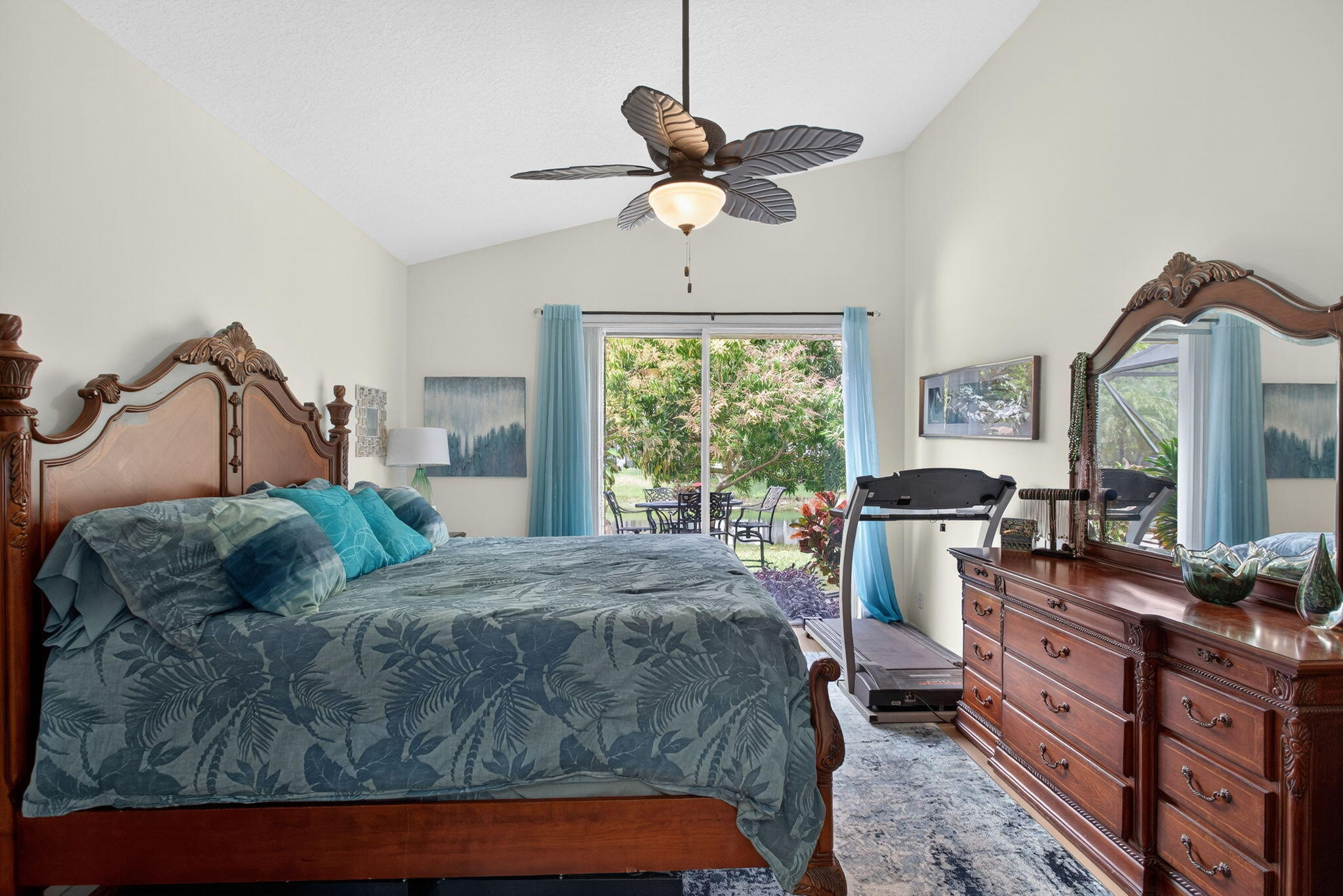 NORTH SPRINGS - Residential