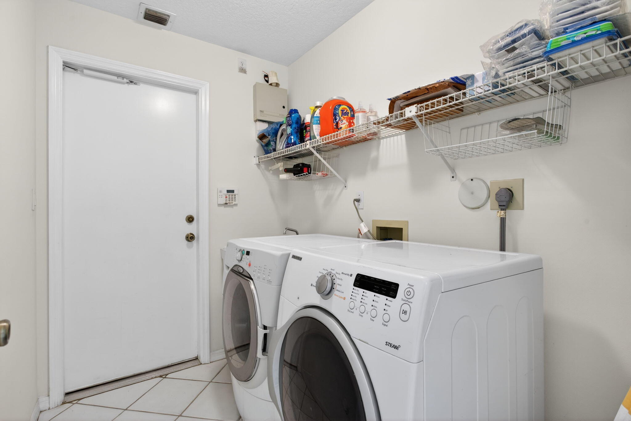 NORTH SPRINGS - Residential