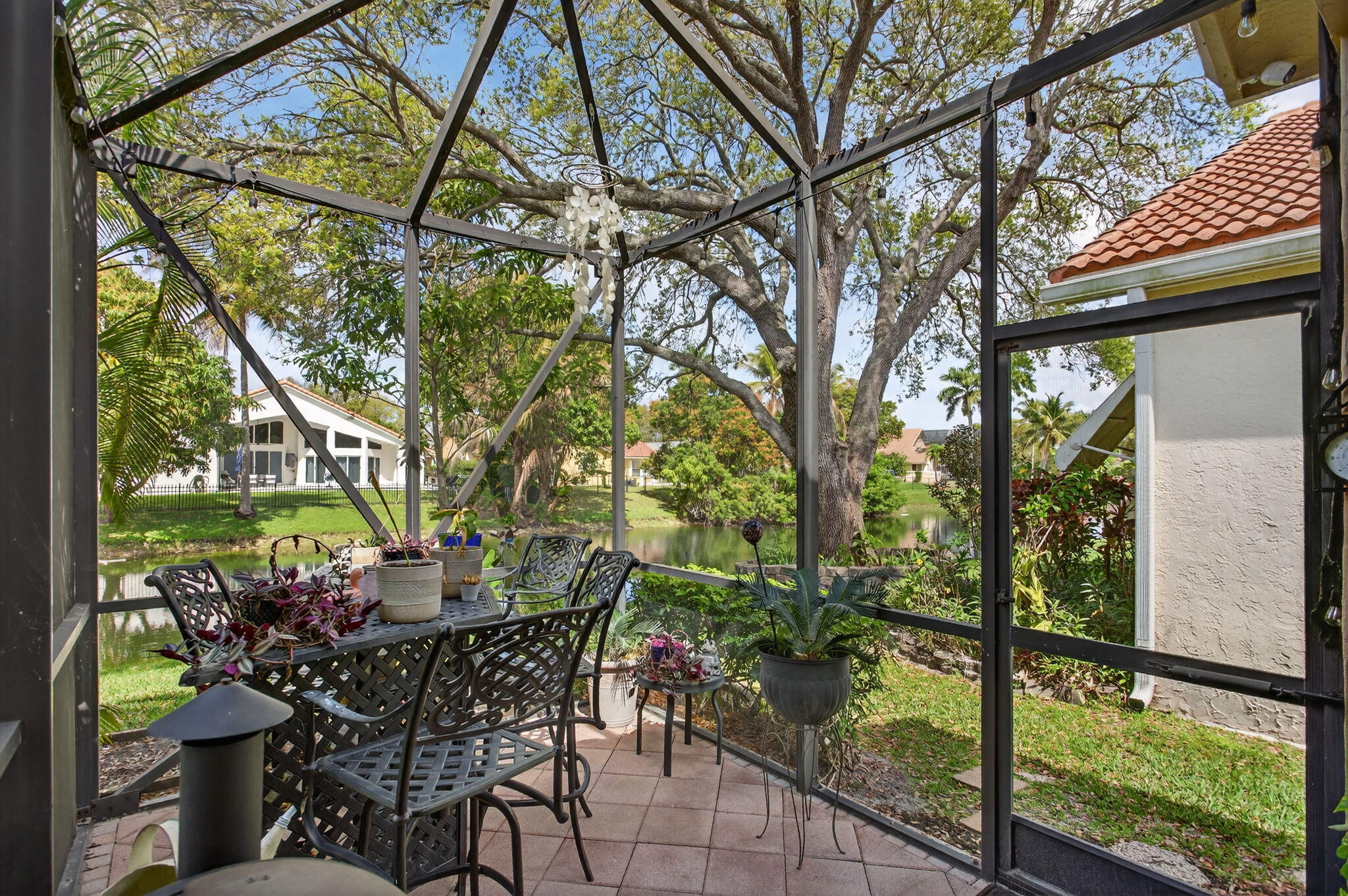 NORTH SPRINGS - Residential