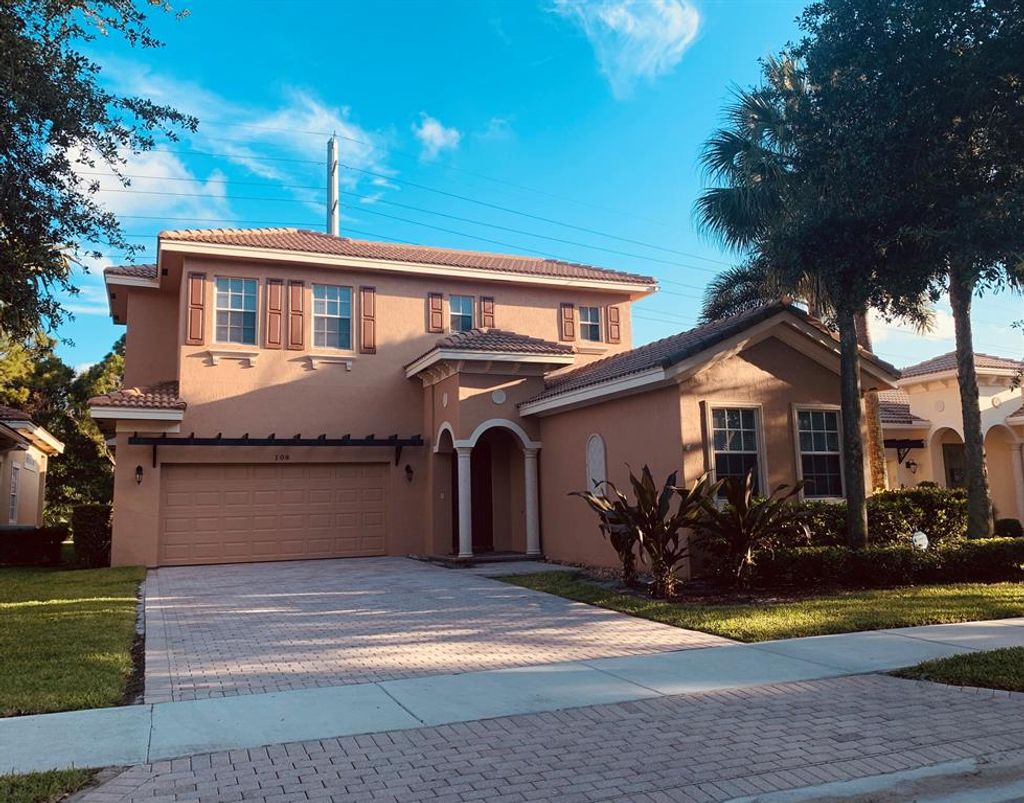 Photo of 108 Via Castilla, Jupiter, FL 33458 (MLS # R10719418)