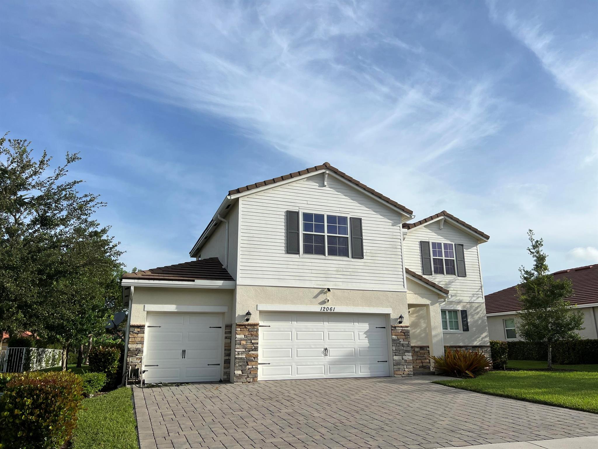 PARK CENTRAL AT CYPRESS K - Residential Lease