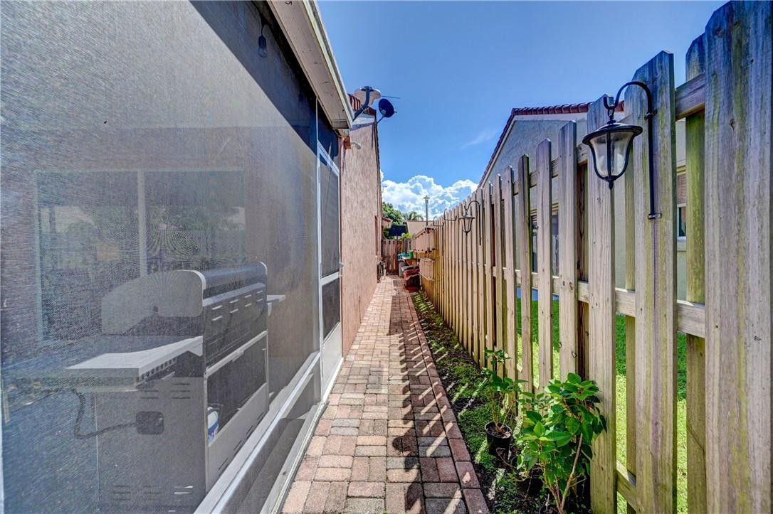 Coral Bay - Residential