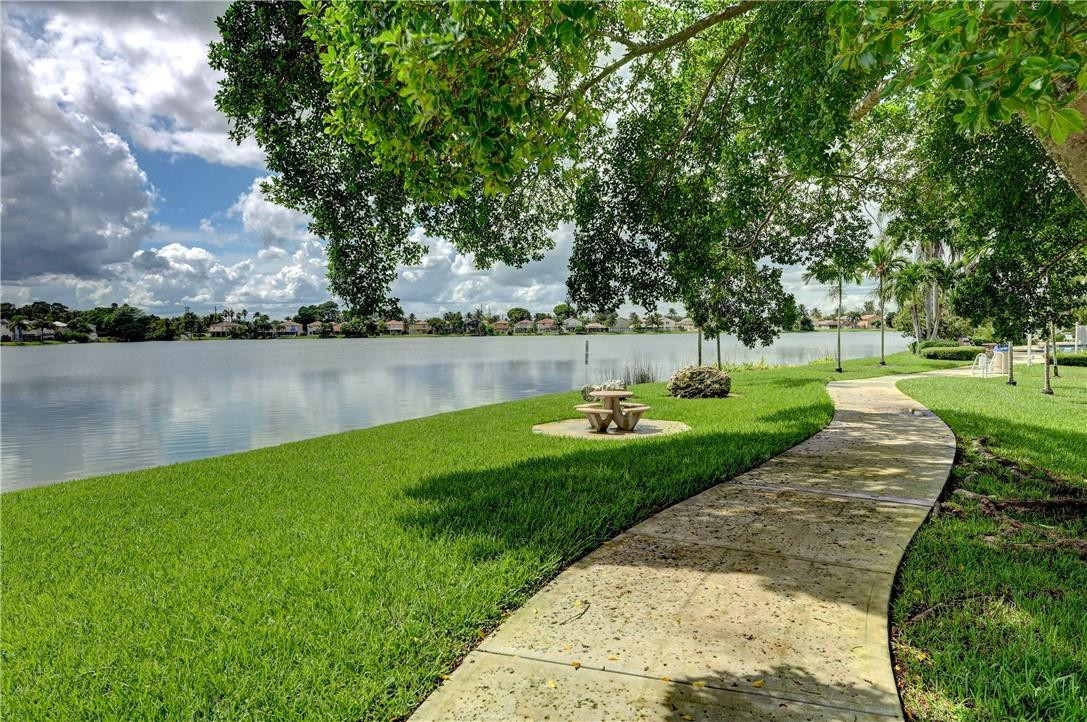 Coral Bay - Residential