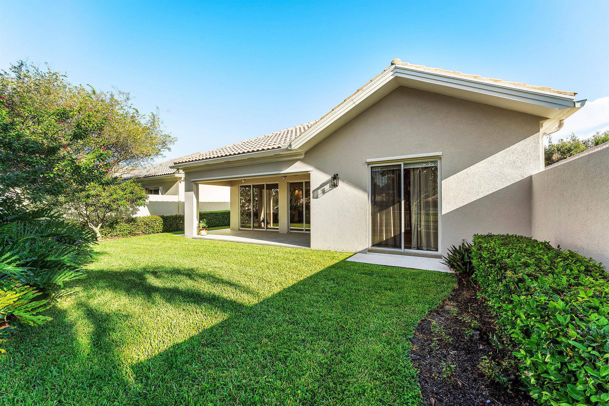 VILLAGEWALK OF WELLINGTON - Residential Lease
