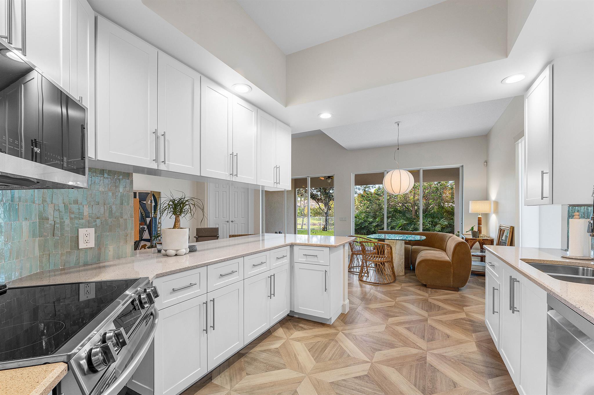 VILLAGEWALK OF WELLINGTON - Residential Lease