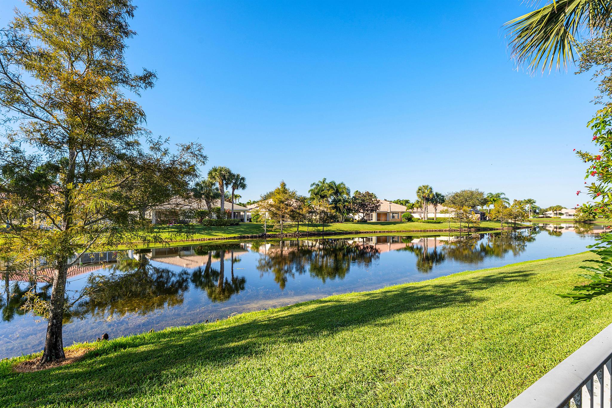 VILLAGEWALK OF WELLINGTON - Residential Lease