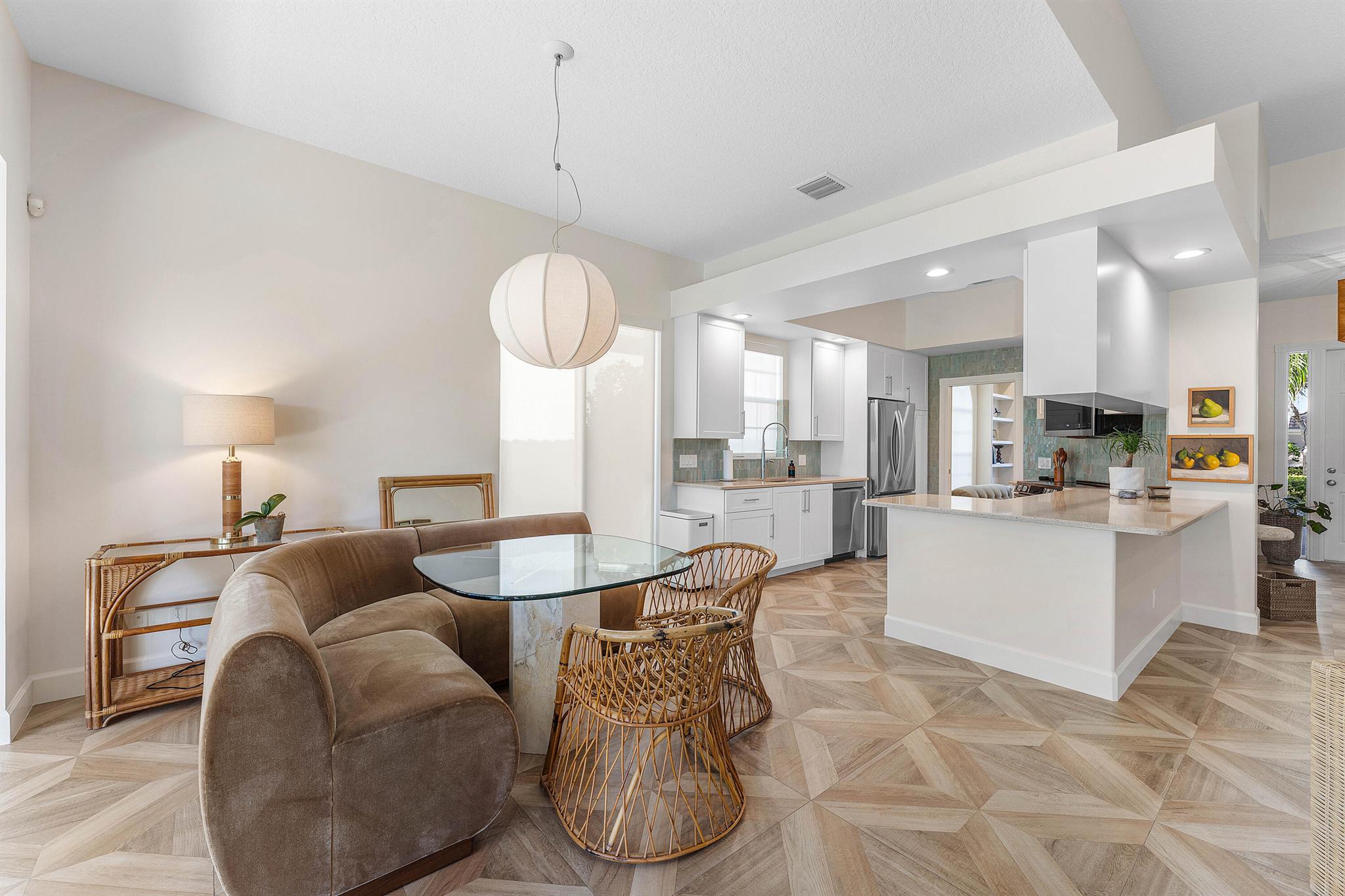 VILLAGEWALK OF WELLINGTON - Residential Lease