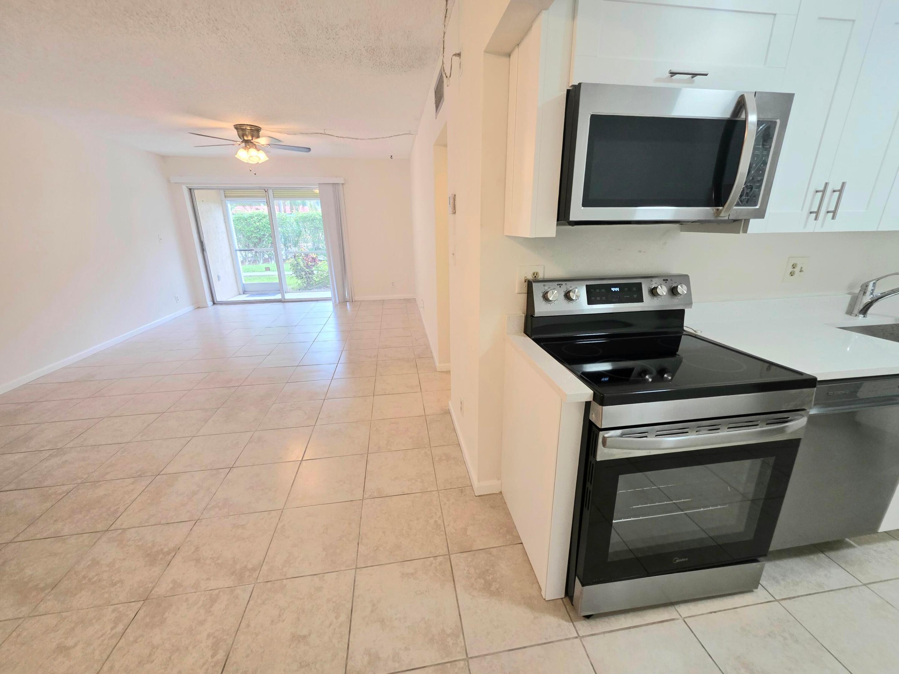 DEERFIELD PINES NORTH CONDO - Residential Lease