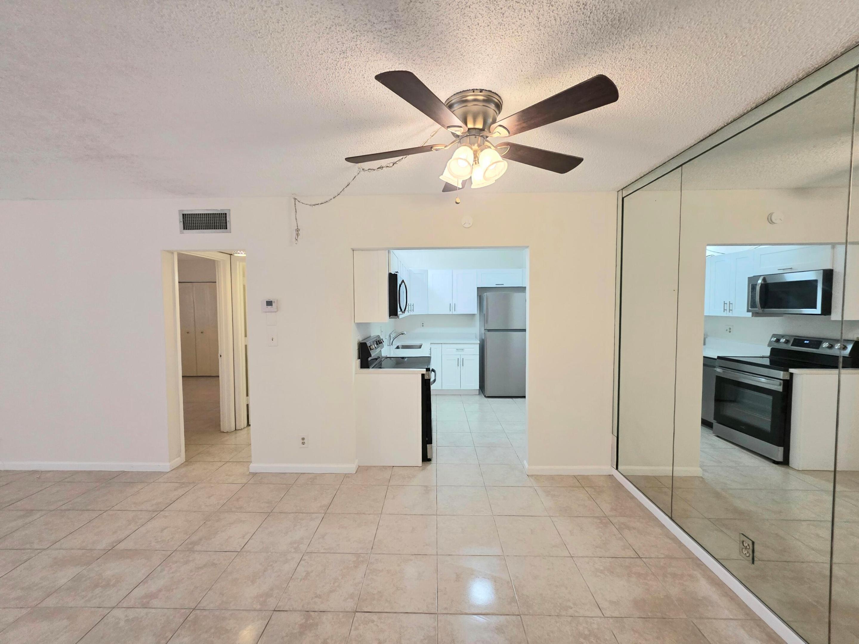 DEERFIELD PINES NORTH CONDO - Residential Lease