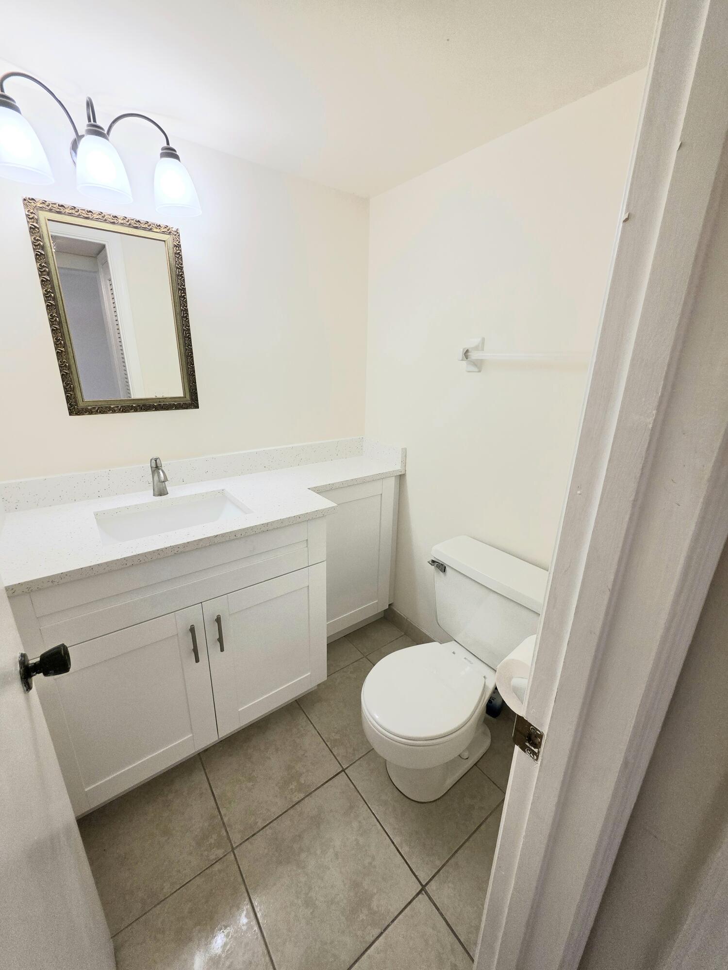 DEERFIELD PINES NORTH CONDO - Residential Lease