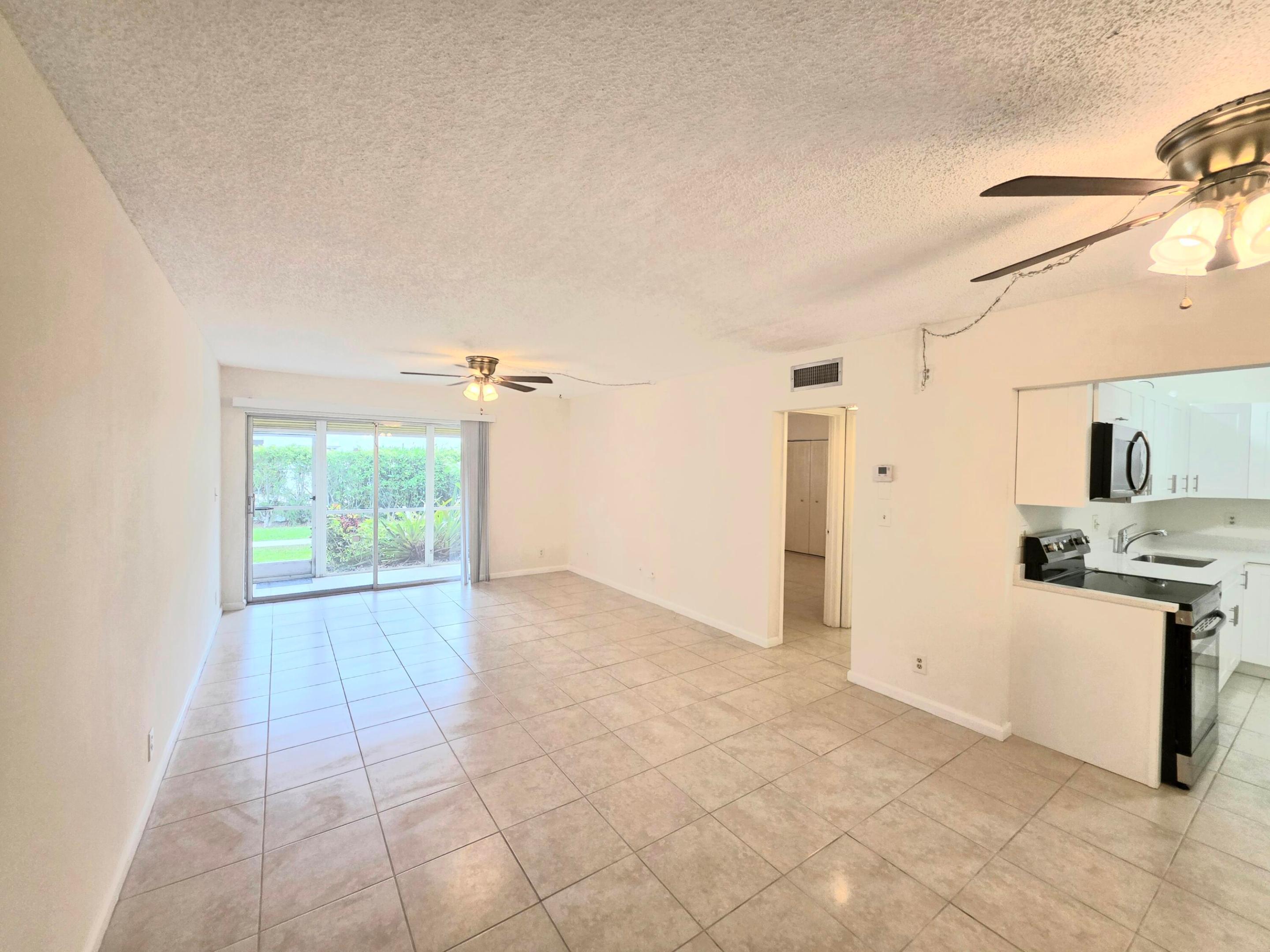DEERFIELD PINES NORTH CONDO - Residential Lease