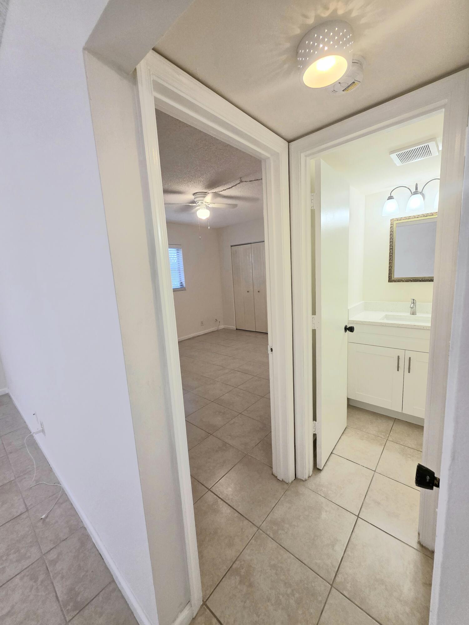 DEERFIELD PINES NORTH CONDO - Residential Lease