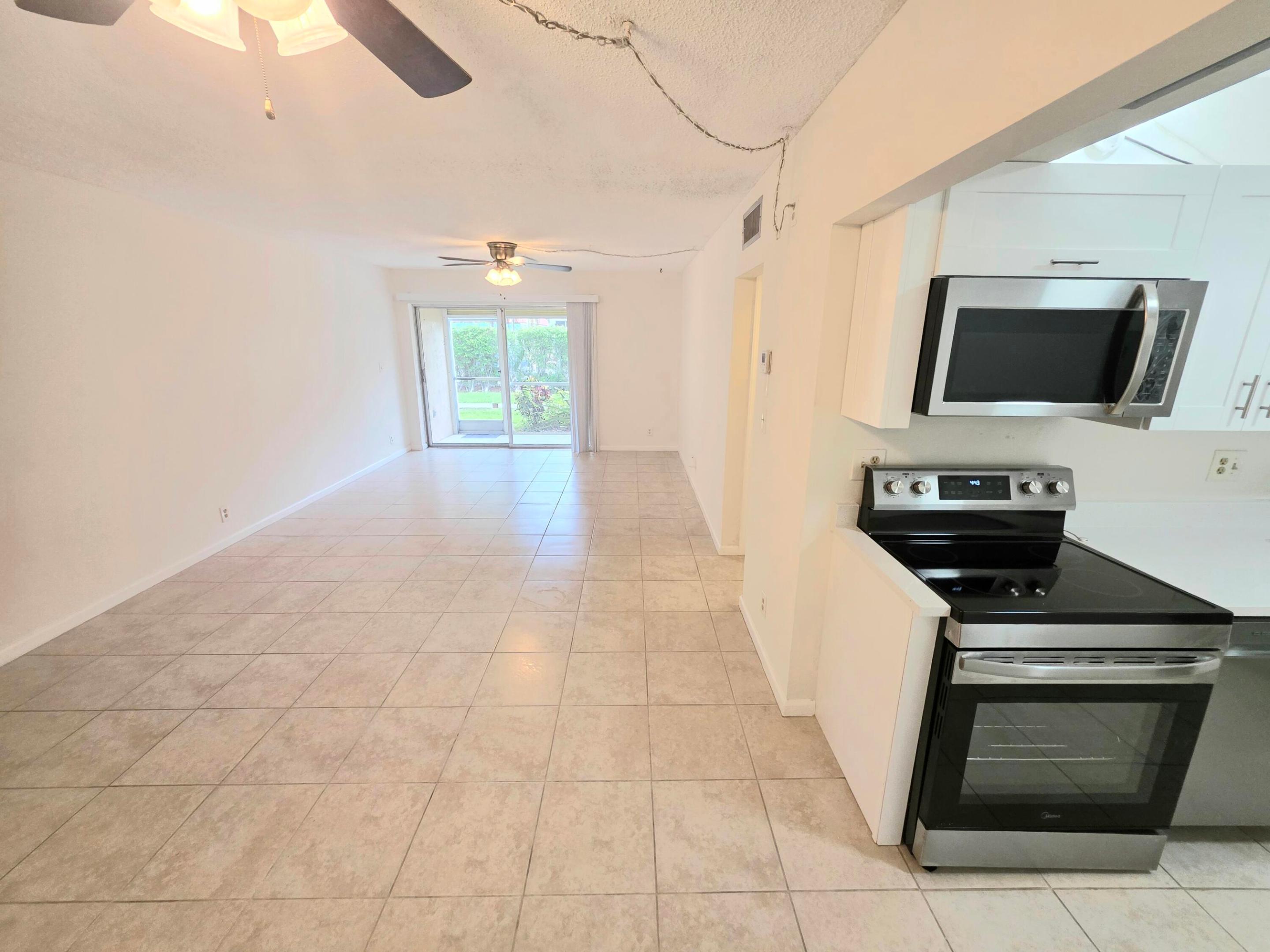 DEERFIELD PINES NORTH CONDO - Residential Lease
