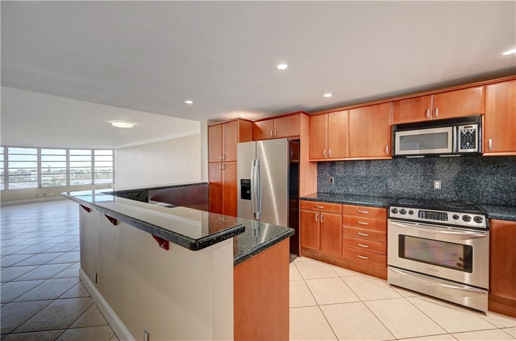 RIDGEVIEW TOWERS CONDO - Residential