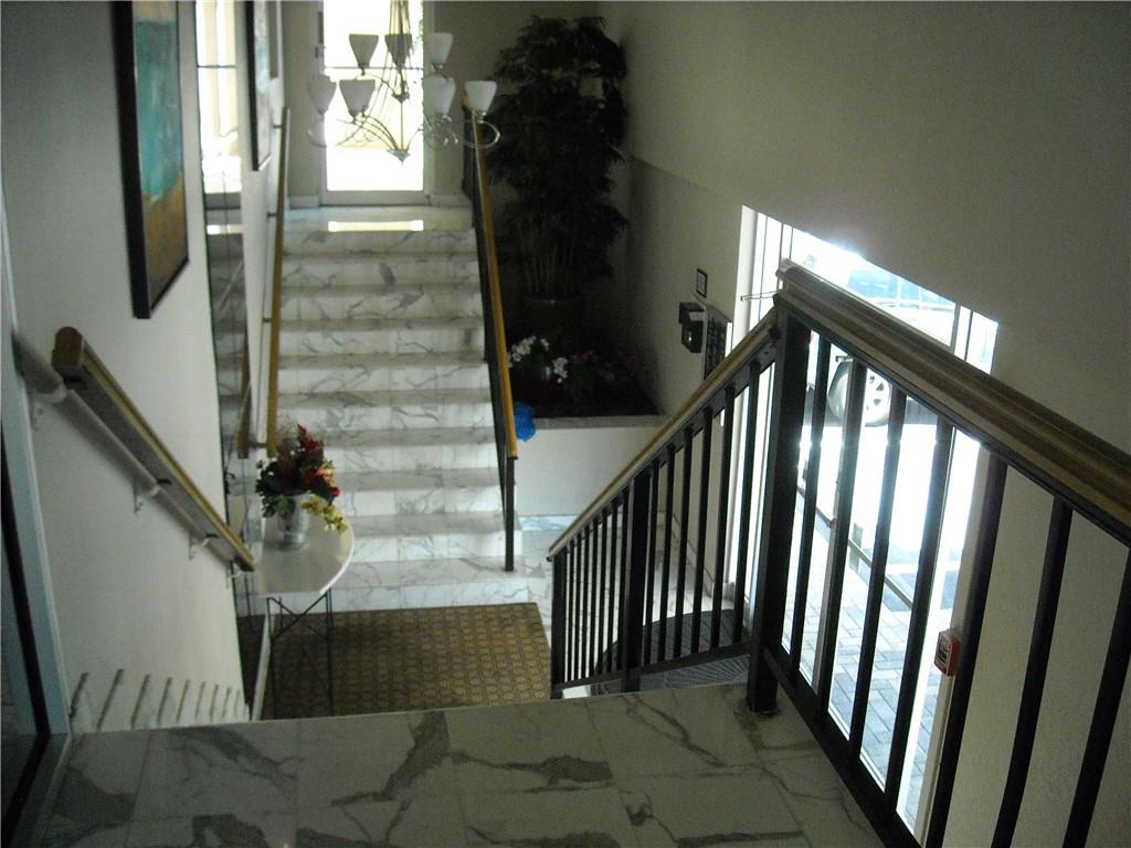 RIDGEVIEW TOWERS CONDO - Residential