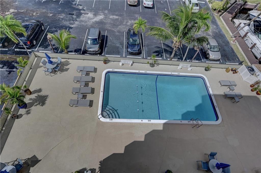 RIDGEVIEW TOWERS CONDO - Residential