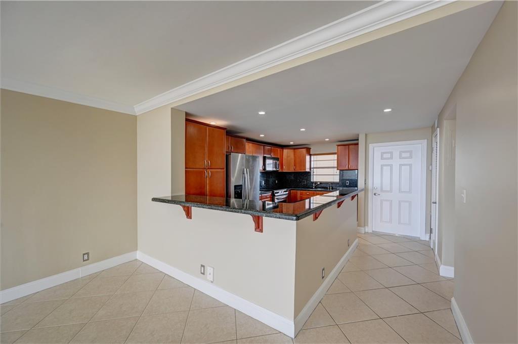 RIDGEVIEW TOWERS CONDO - Residential