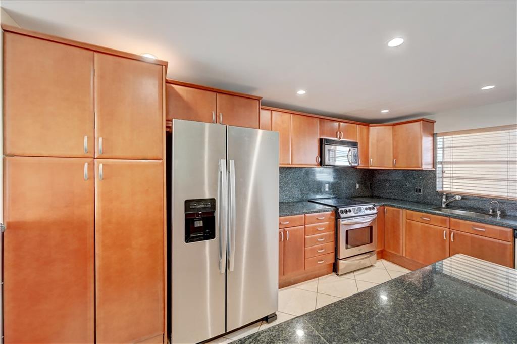 RIDGEVIEW TOWERS CONDO - Residential