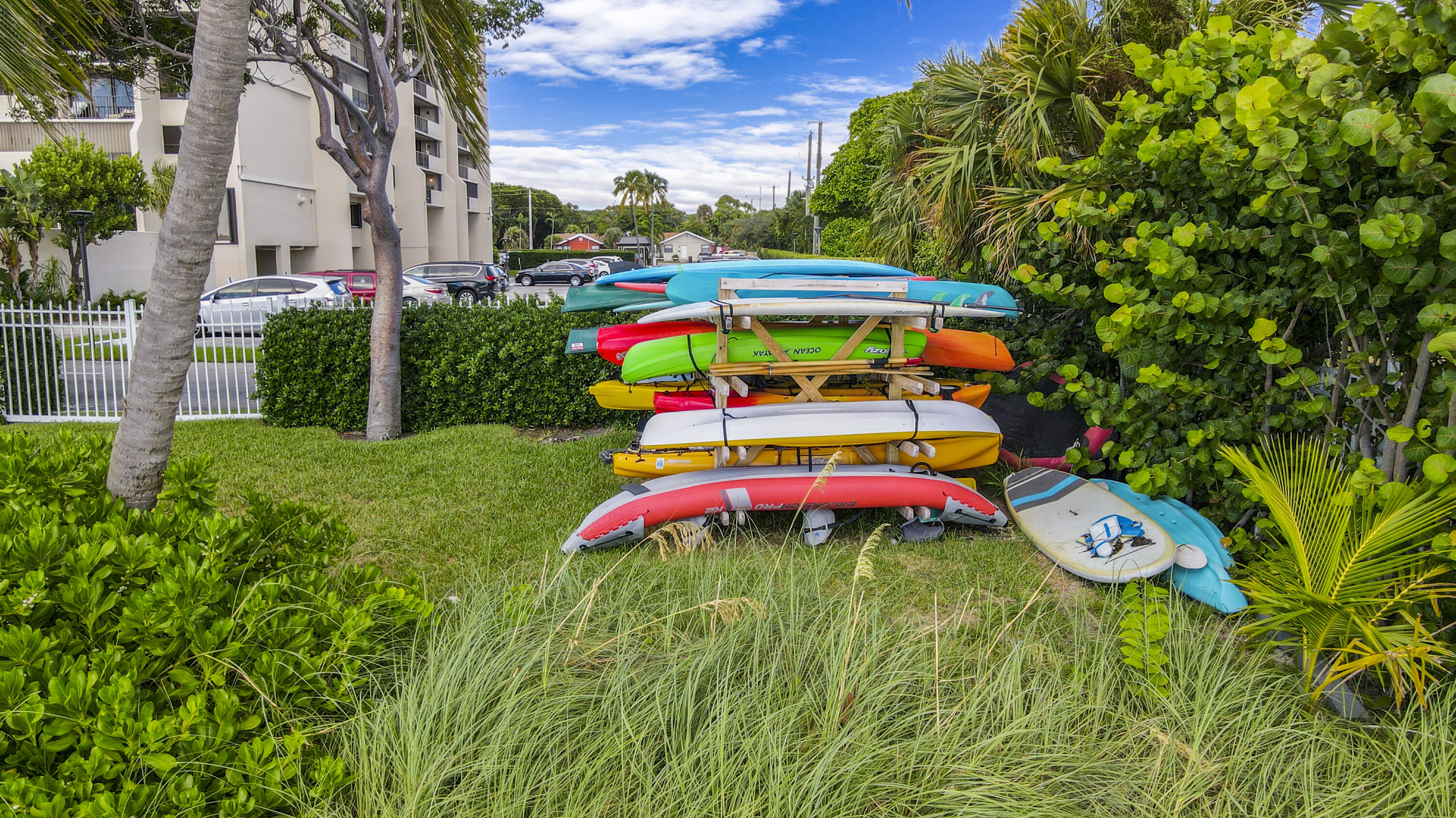 PALM BEACH HOUSE CONDO - Residential Lease