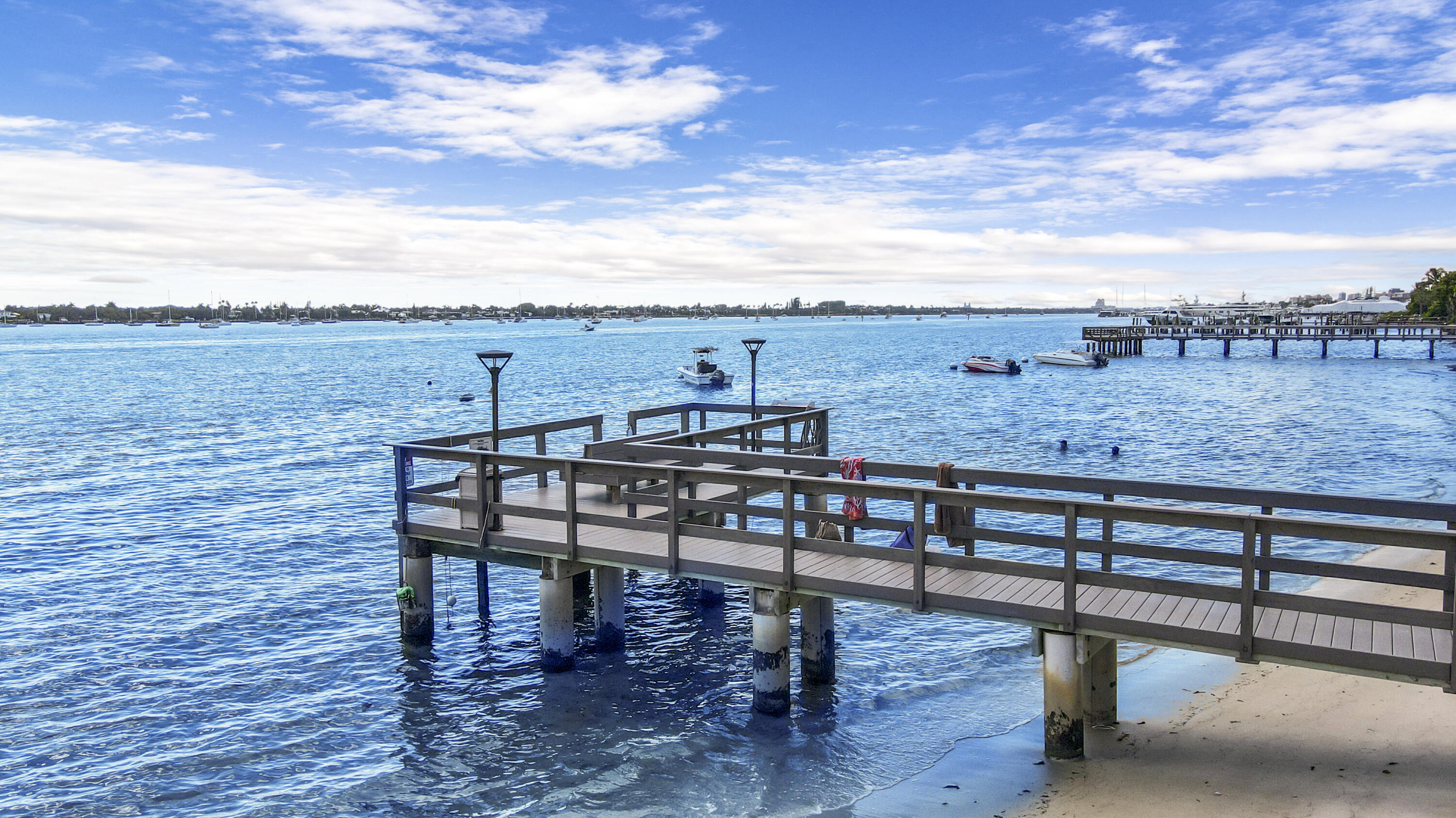 PALM BEACH HOUSE CONDO - Residential Lease
