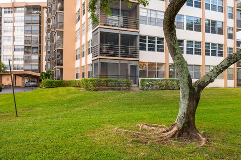 A home in Pembroke Pines