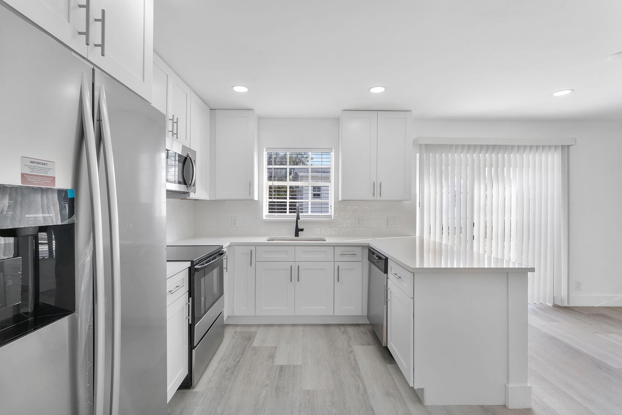 RIVERVIEW TERRACE - Residential Lease