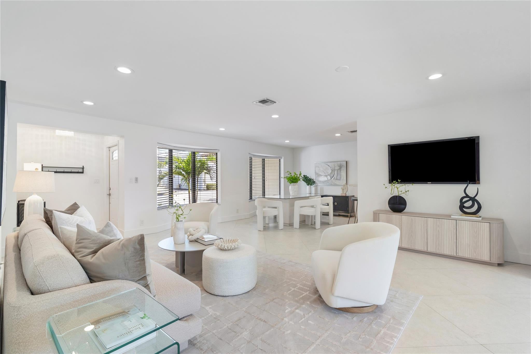 2280 NE 62nd Street