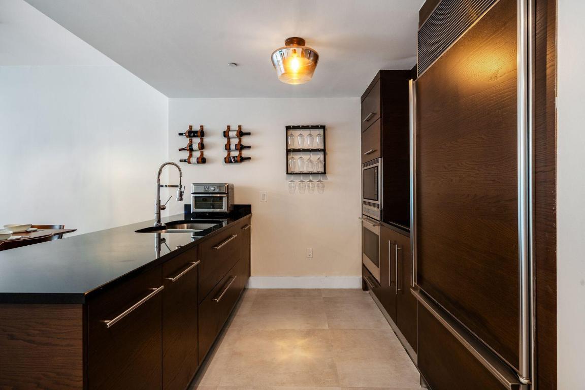 ICONBRICKELL CONDO NO 1 - Residential