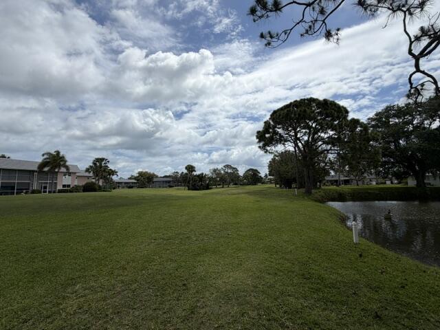 LITTLE CLUB - Residential