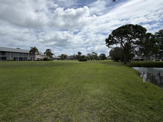 LITTLE CLUB - Residential