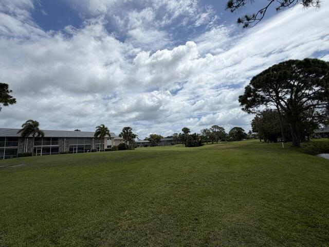 LITTLE CLUB - Residential