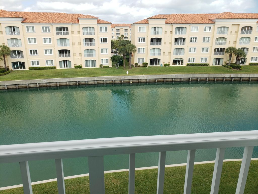 Photo of 19 Harbour Isle Drive Dr W #Ph01, Fort Pierce, FL 34949 (MLS # R10784587)