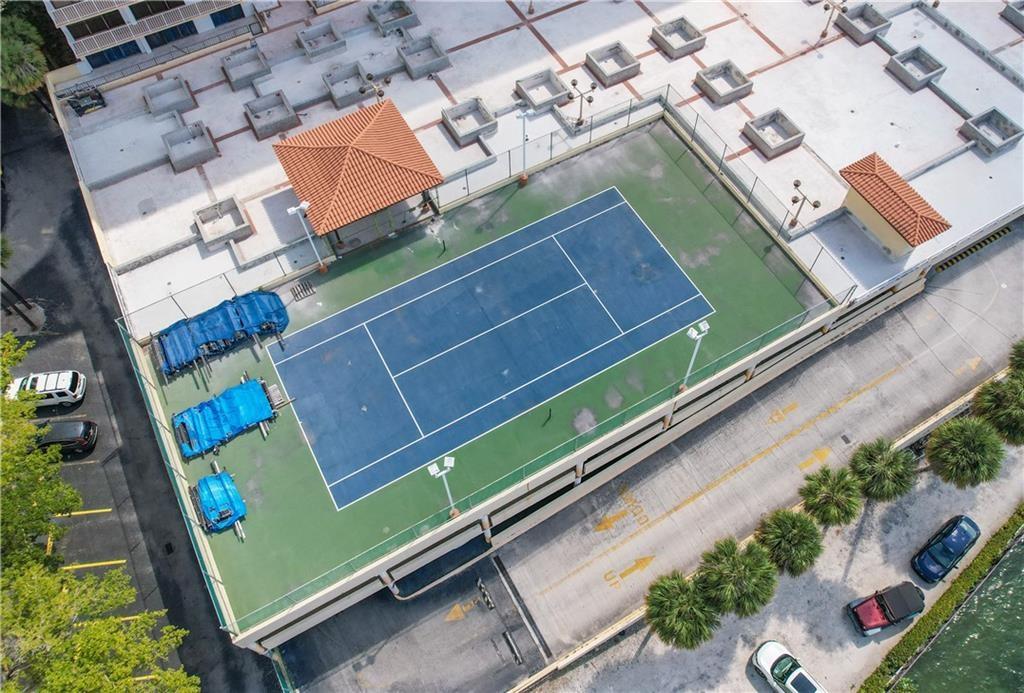 Winston Towers 700 Condo - Residential Lease