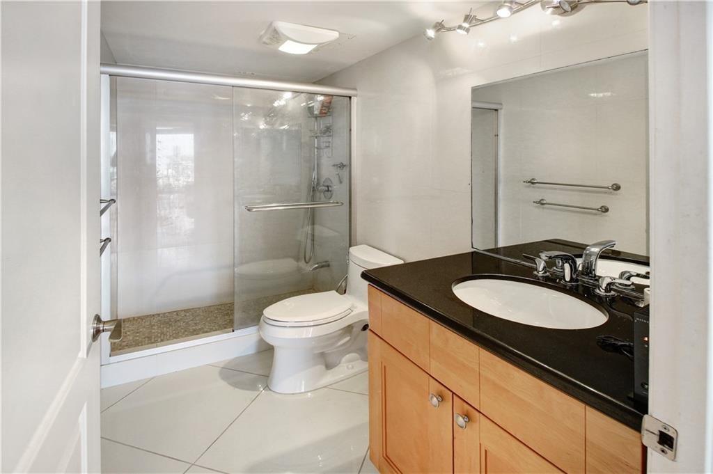 Winston Towers 700 Condo - Residential Lease